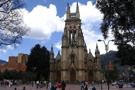 Apartasuites Bogota Toscana Colombia