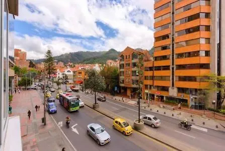 Apartasuites Bogota Toscana